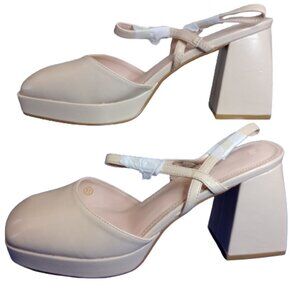 Women's Block Chunky 4 Inch High Heels in Apricot Size 11 in the Box